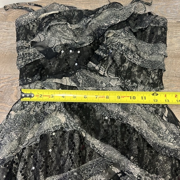 Tracy Reese Convertible Spaghetti Strap/Strapless Silk/Lace/Sequin Tiered Dress - Picture 12 of 12